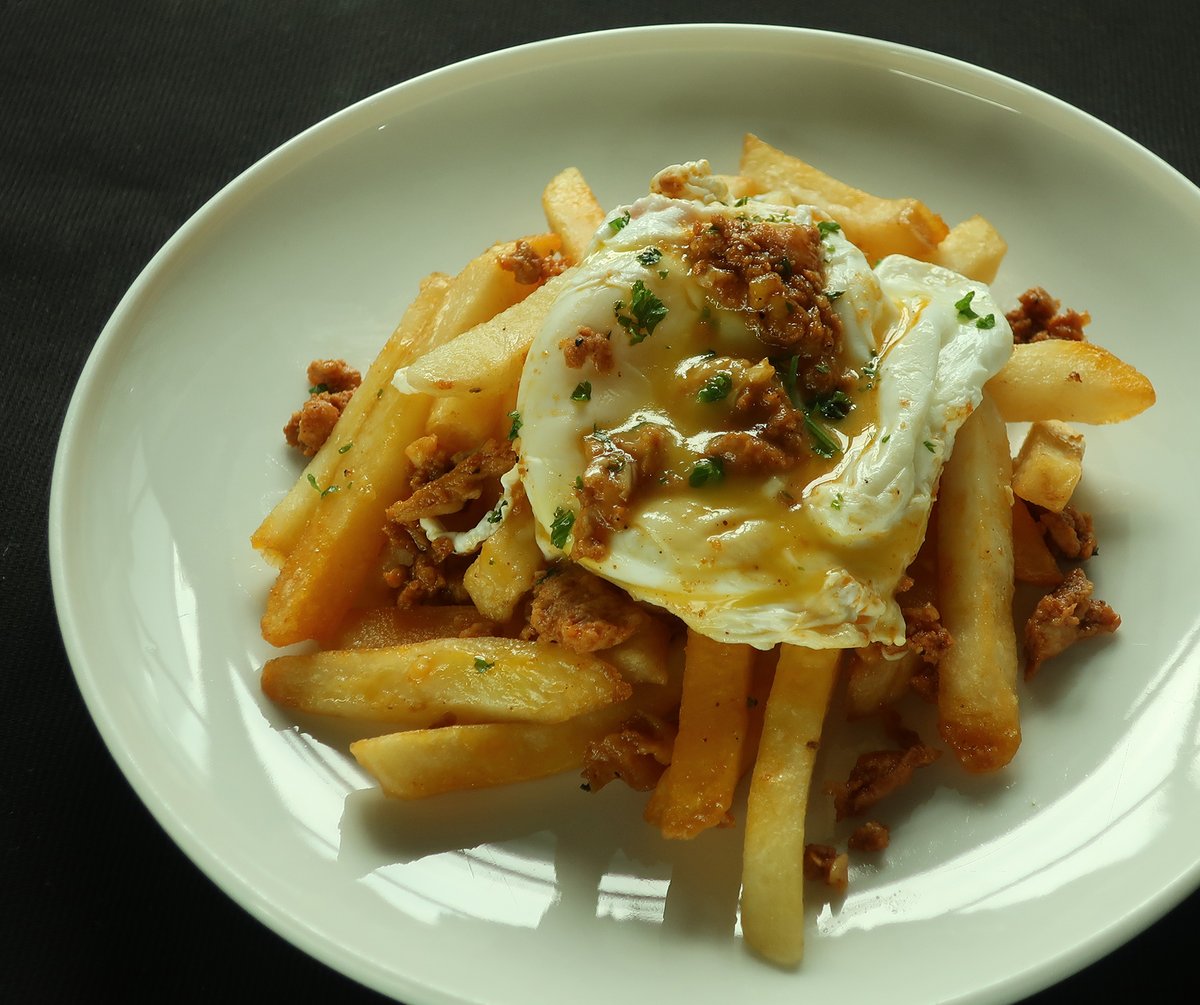 Huevos Rotos.